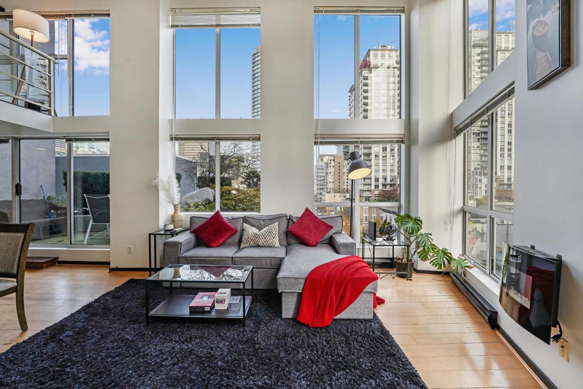 Stunning Loft In Yaletown With Panoramic City Views Apartment Vancouver Exterior photo